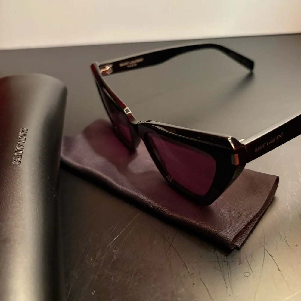 SAINT LAURENT SL466 Cat Eye Sunglasses